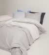 Cozy sengeteppe i resirkulert bomull grå/hvit