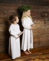Kids Clothing Luciaskjortel til gutt i bomull med satengbånd hvit