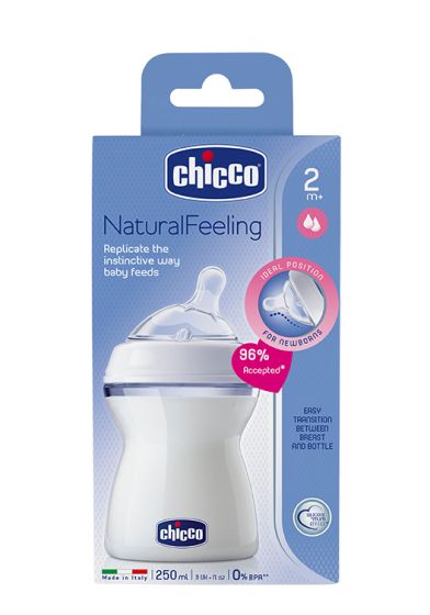 Chicco tåteflaske Natural Feeling 250ml med vinkel tåtesmokk klar
